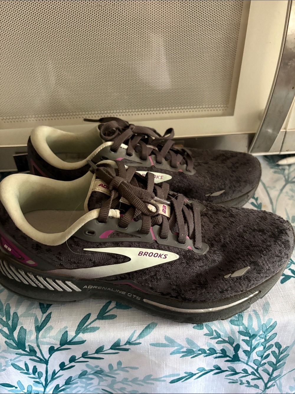 Brooks Women’s Adrenaline GTS Running Shoes - Gray with Purple Accents